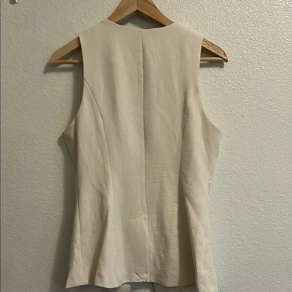 A New Day Cream Sleeveless Button Down Vest - Picture 6 of 6